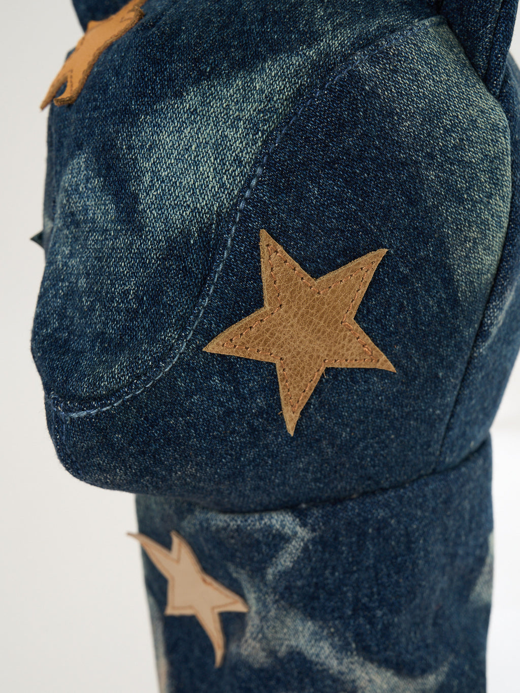 Vie Athletica Lumiere indigo denim driver headcover, detail